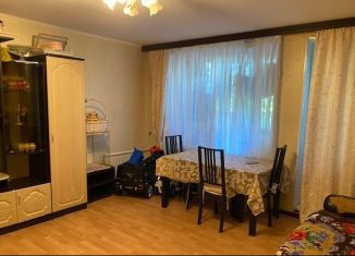 Продается трехкомнатная квартира, 59.9 м2, Санкт-Петербург, проспект Славы, 64, метро Проспект Славы