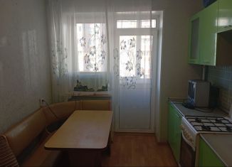 Сдам в аренду 2-ком. квартиру, 54 м2, Тамбовская область, улица Агапкина, 23А