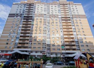 Продам 2-комнатную квартиру, 54.5 м2, Липецкая область, улица Хренникова, 6А