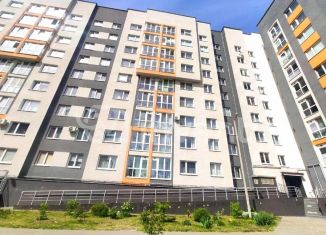 Продаю 3-ком. квартиру, 78 м2, Калининград, Елизаветинская улица, 5, ЖК Солнечный город