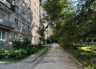 Продается двухкомнатная квартира, 41 м2, Екатеринбург, метро Геологическая, Сибирский тракт, 17