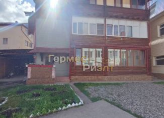 Продам квартиру со свободной планировкой, 130 м2, Ессентуки, Курсовая улица, 1