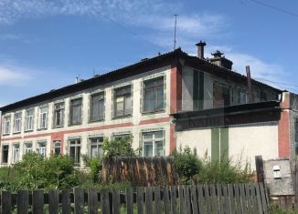 Продается трехкомнатная квартира, 60.8 м2, Алтайский край, Центральная улица, 15