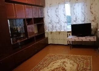 Сдам 2-комнатную квартиру, 50 м2, Астрахань, Красноармейская улица, 15