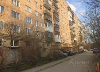 Сдается трехкомнатная квартира, 61 м2, Свердловская область, улица Патриса Лумумбы, 38