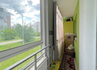 Сдам 1-комнатную квартиру, 37.3 м2, посёлок Мичуринский, Карасьевская улица, 39