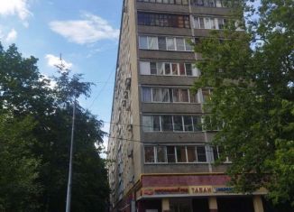 Продажа многокомнатной квартиры, 59 м2, Москва, Веерная улица, 3к5, метро Раменки