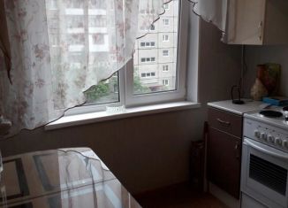 Сдам однокомнатную квартиру, 30 м2, Мурманская область, улица Капитана Пономарёва, 12