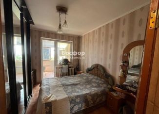 Продам 3-комнатную квартиру, 71 м2, поселок городского типа Приморский, Промышленная улица, 1