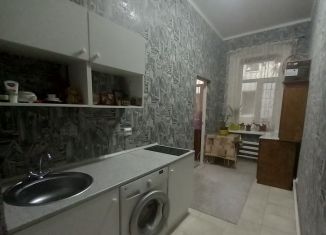 Продаю 1-комнатную квартиру, 32 м2, Ростов-на-Дону, улица Шаумяна, 8, Ленинский район