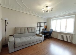 Продается двухкомнатная квартира, 55 м2, Ставрополь, Биологическая улица, 8, микрорайон № 10