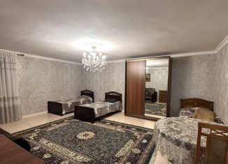 2-комнатная квартира в аренду, 100 м2, Махачкала, улица Магидова, 43, Кировский район