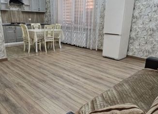 Сдается трехкомнатная квартира, 80 м2, Кизляр