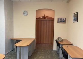Сдам офис, 55 м2, Саратовская область, Театральная площадь, 3