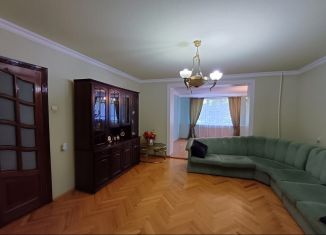 Продажа четырехкомнатной квартиры, 119 м2, Таганрог, Вишнёвая улица, 15-8