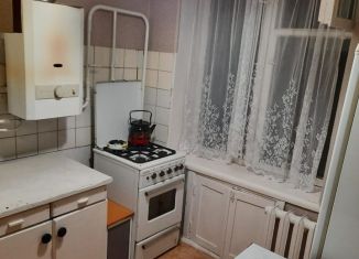 Сдается в аренду трехкомнатная квартира, 60 м2, Москва, Лобненская улица, 9А, Лобненская улица