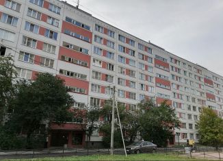 Продам трехкомнатную квартиру, 59 м2, Санкт-Петербург, улица Турку, 24к1, метро Проспект Славы