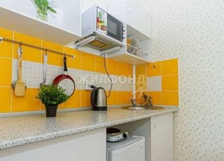 Продам трехкомнатную квартиру, 61 м2, Новосибирская область, улица Фрунзе, 14