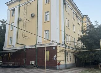 Продам трехкомнатную квартиру, 106.6 м2, Чечня, проспект В.В. Путина