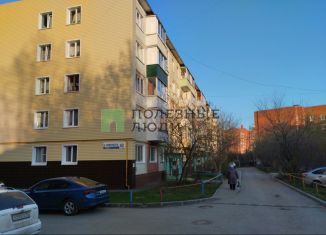 Продажа 3-ком. квартиры, 58 м2, Ижевск, улица Карла Либкнехта