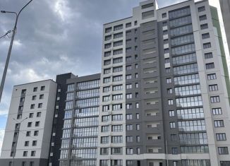 Продам 3-комнатную квартиру, 119 м2, Республика Башкортостан, улица Октябрьской Революции, 62/1