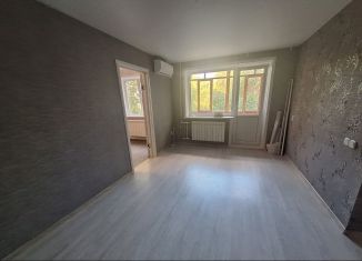 Продается 2-комнатная квартира, 45 м2, Самара, метро Безымянка, улица Гайдара