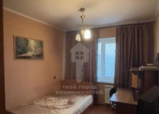 Продается 3-комнатная квартира, 63 м2, Омск, улица Степанца, 8А