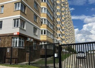 Продам двухкомнатную квартиру, 50.2 м2, Краснодарский край, улица Красных Партизан, 1/4к15