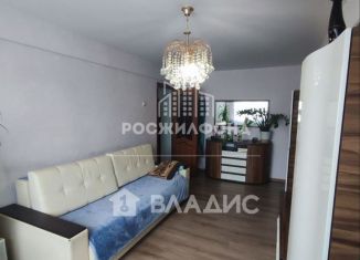 Продам 3-комнатную квартиру, 69.5 м2, Забайкальский край, 1-й микрорайон, 15