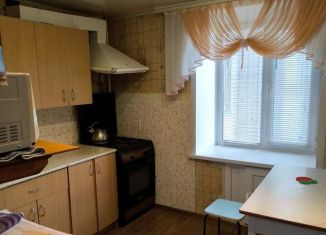 Продам трехкомнатную квартиру, 54 м2, Елабуга, Интернациональная улица, 4