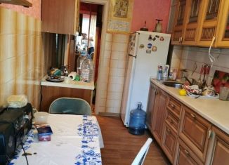 Продается четырехкомнатная квартира, 80 м2, Саратов, Соколовая улица, 44/62