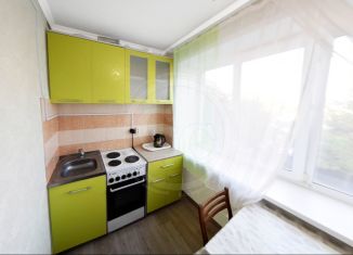 Продам 1-ком. квартиру, 30 м2, Оренбург, улица Шевченко, 251