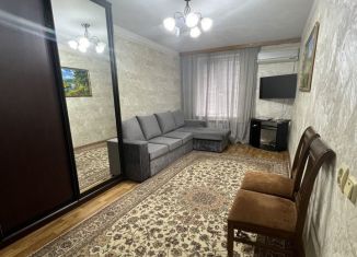 2-ком. квартира в аренду, 45 м2, Дагестан, улица Мирзабекова, 3