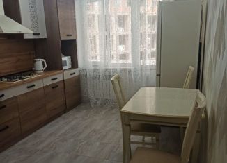 Сдам 1-комнатную квартиру, 50 м2, Каспийск, проспект Акулиничева