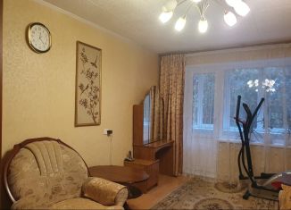 Сдача в аренду 2-ком. квартиры, 48 м2, Челябинск, улица Куйбышева, 51