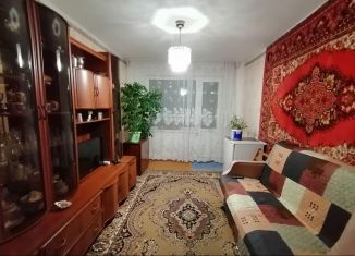 Продажа 3-ком. квартиры, 60 м2, Новокузнецк, улица Косыгина, 35А