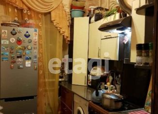 Продается 2-комнатная квартира, 52 м2, Татарстан, улица Гагарина, 46