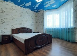 Сдаю 2-ком. квартиру, 70 м2, Уфа, Бакалинская улица, 21