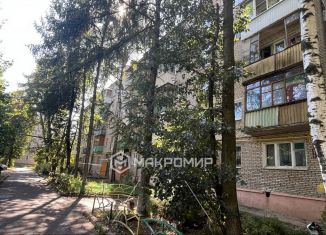 Продаю 2-комнатную квартиру, 45 м2, Голицыно, проспект Керамиков, 97