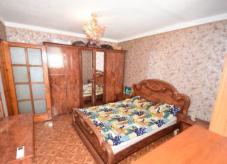 Продажа 3-комнатной квартиры, 80 м2, Севастополь, улица Астана Кесаева, 5/12