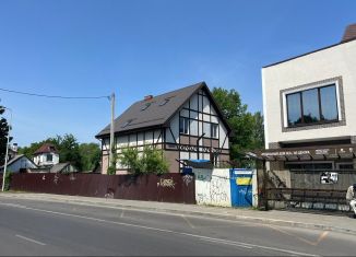 Продам 3-комнатную квартиру, 155 м2, Калининград, Московский район, Судостроительная улица, 173