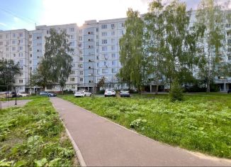 Продается 3-комнатная квартира, 68.5 м2, Татарстан, улица Адоратского, 6