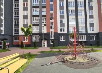 Продается двухкомнатная квартира, 55.6 м2, Калининград