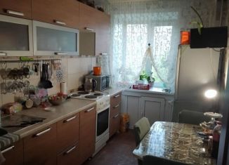 Продаю трехкомнатную квартиру, 58 м2, Бердск, улица Рогачева, 8