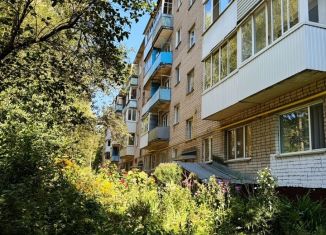 Продажа двухкомнатной квартиры, 46.5 м2, Смоленск, Промышленный район, улица Рыленкова, 4А