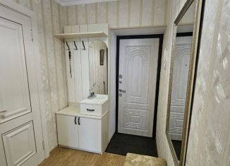 Сдаю 1-ком. квартиру, 35 м2, Владикавказ, проспект Коста, 283Б