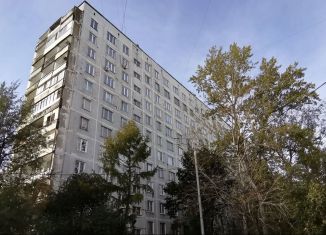 Продам 3-ком. квартиру, 58.3 м2, Москва, метро Лесопарковая, Востряковский проезд, 9