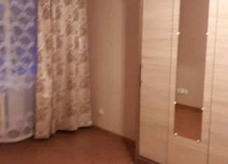 Сдаю 1-ком. квартиру, 31 м2, Азов, улица Ленина, 75