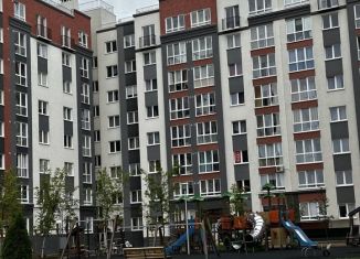 Продам двухкомнатную квартиру, 58.8 м2, Калининград