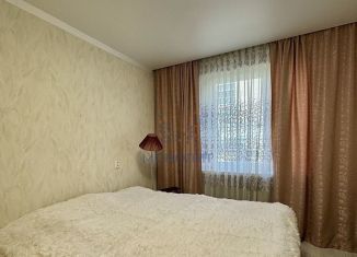 Продается 2-комнатная квартира, 53.1 м2, Киров, улица Труда, 80